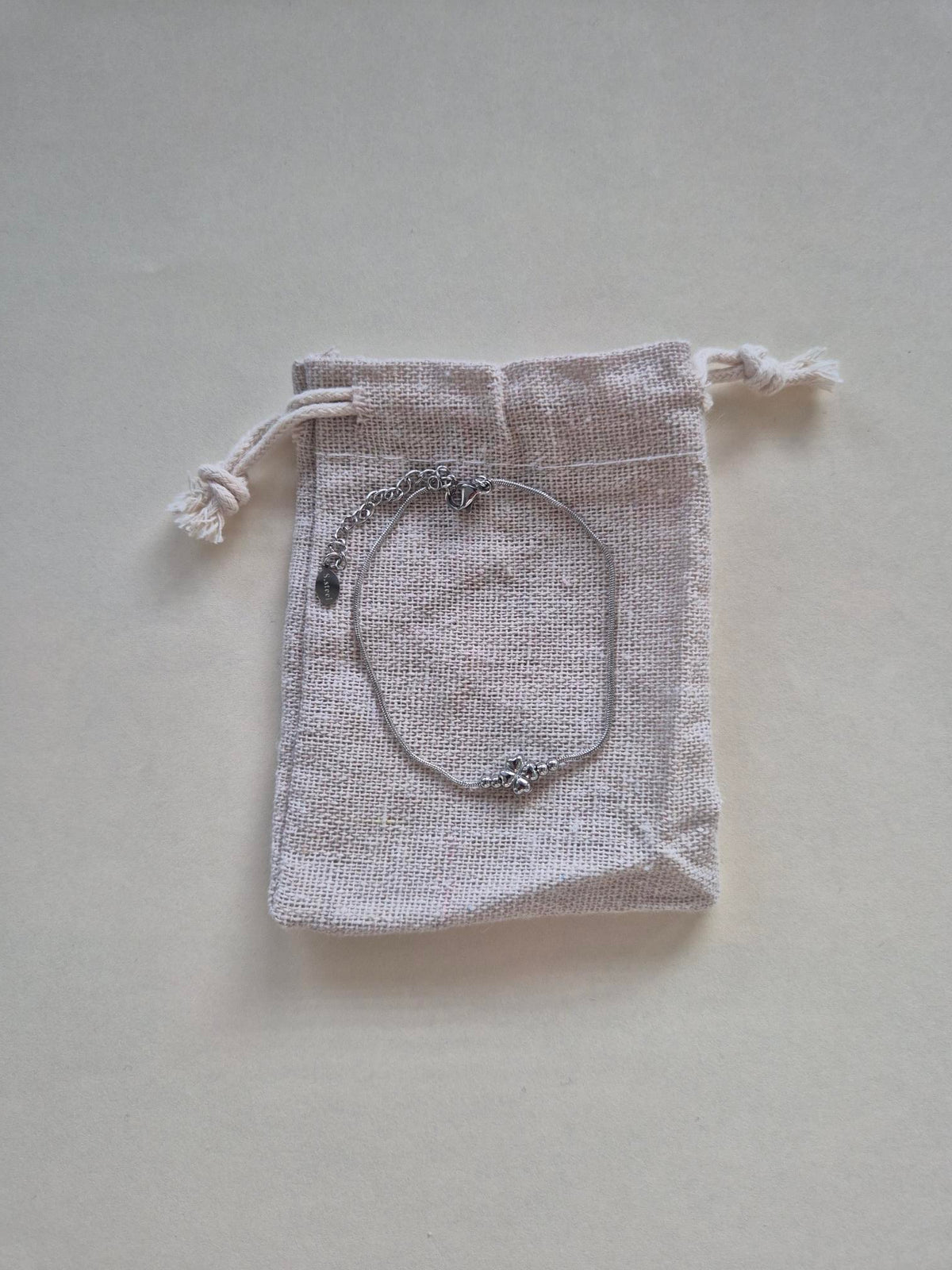 Bedelarmband Klaver — Lucky & Soul (goud en zilver)