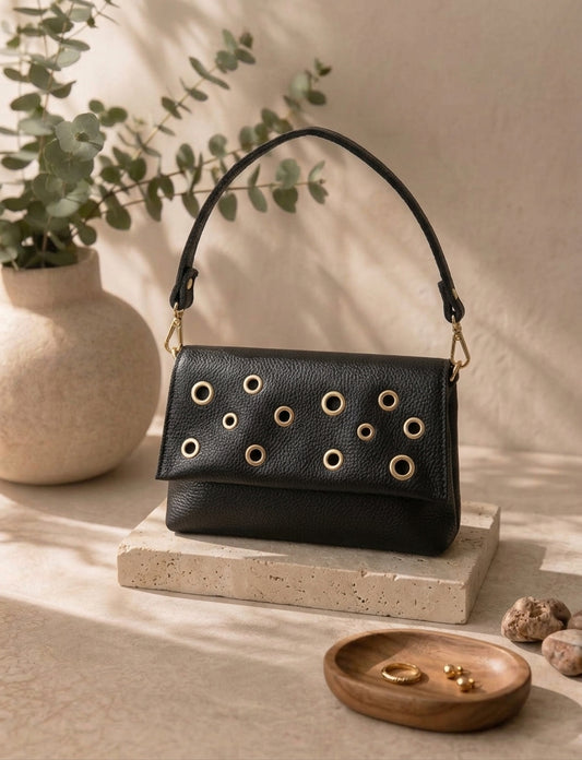 Zwarte leren handtas met gouden ringetjes, Soul Goods