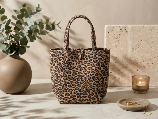 Suède mini shopper met luipaardprint van Teatro, Soul Goods